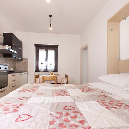Alloggio Turistico A Casa Di Paoletto Fiumicino Luaran gambar