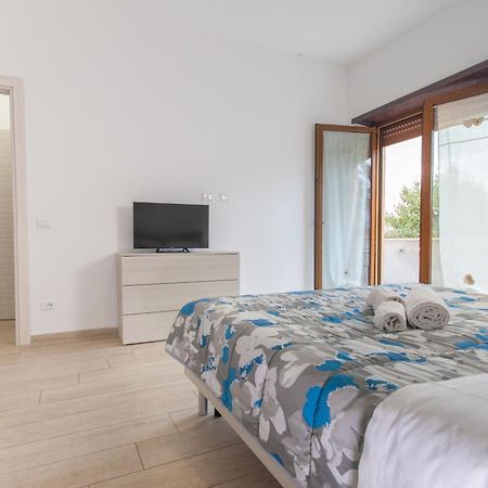 Alloggio Turistico A Casa Di Paoletto Fiumicino Luaran gambar